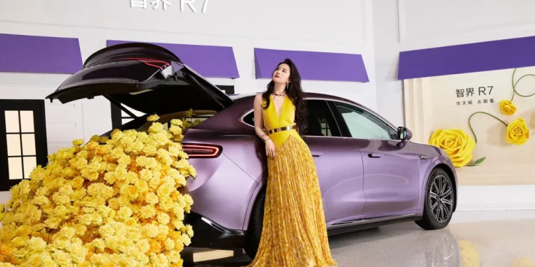 Huawei and Chery Reveal Sleek New Luxeed EV Models Targeting Young Buyers
