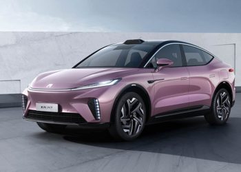 Huawei SAIC smart electric vehicles