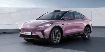 Huawei SAIC smart electric vehicles