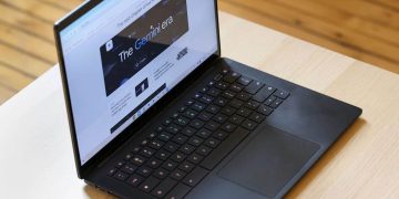 Google Moves to Build Huawei-Like Device Ecosystem