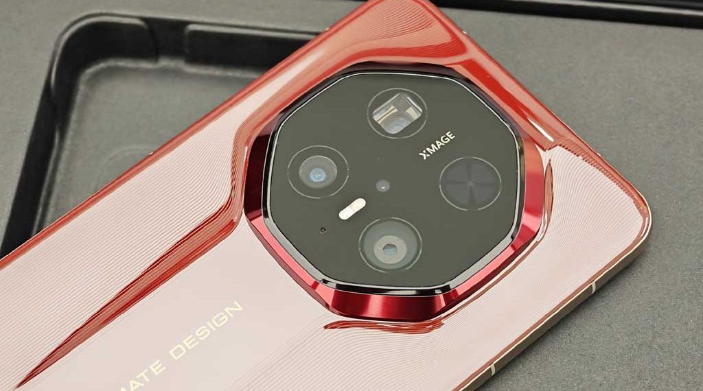 Huawei Mate 80 RS circular camera bump leak