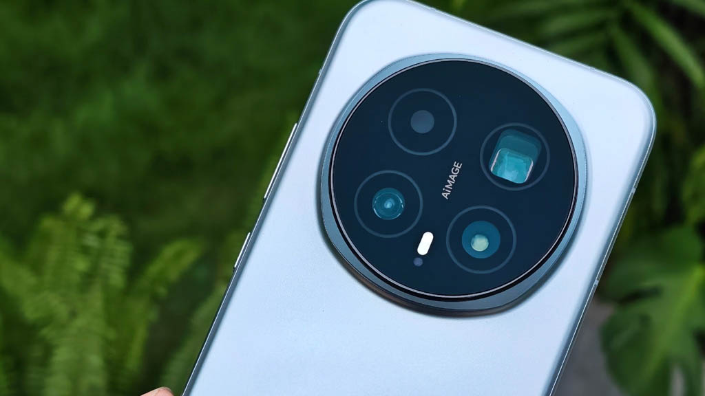 Honor Magic 8 Pro Camera Specs Challenge iPhone 17 Pro Max