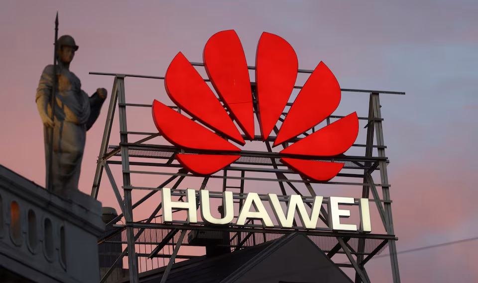 EU’s High-Risk Tech Phase-Out Plan Draws Huawei Fire