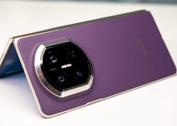 Huawei Rolls Out February EMUI Update for Mate X7, Focusing on Stability and App Performance